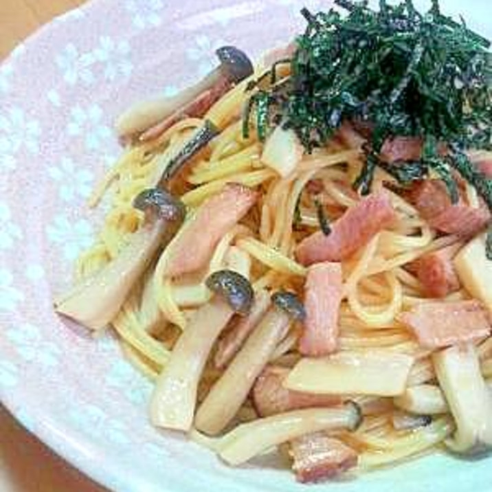 きのこと焼豚の和風パスタ